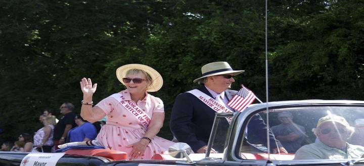 Photos, Video, Pictures, PPT of Pungo Strawberry Festival ...