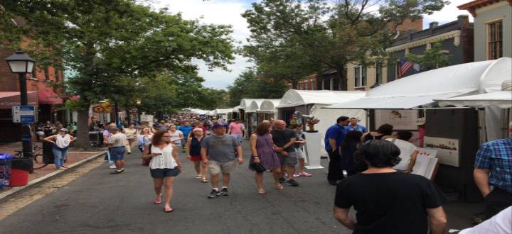 Photos, Video, Pictures, PPT of Annual Alexandria Old Town Art Festival