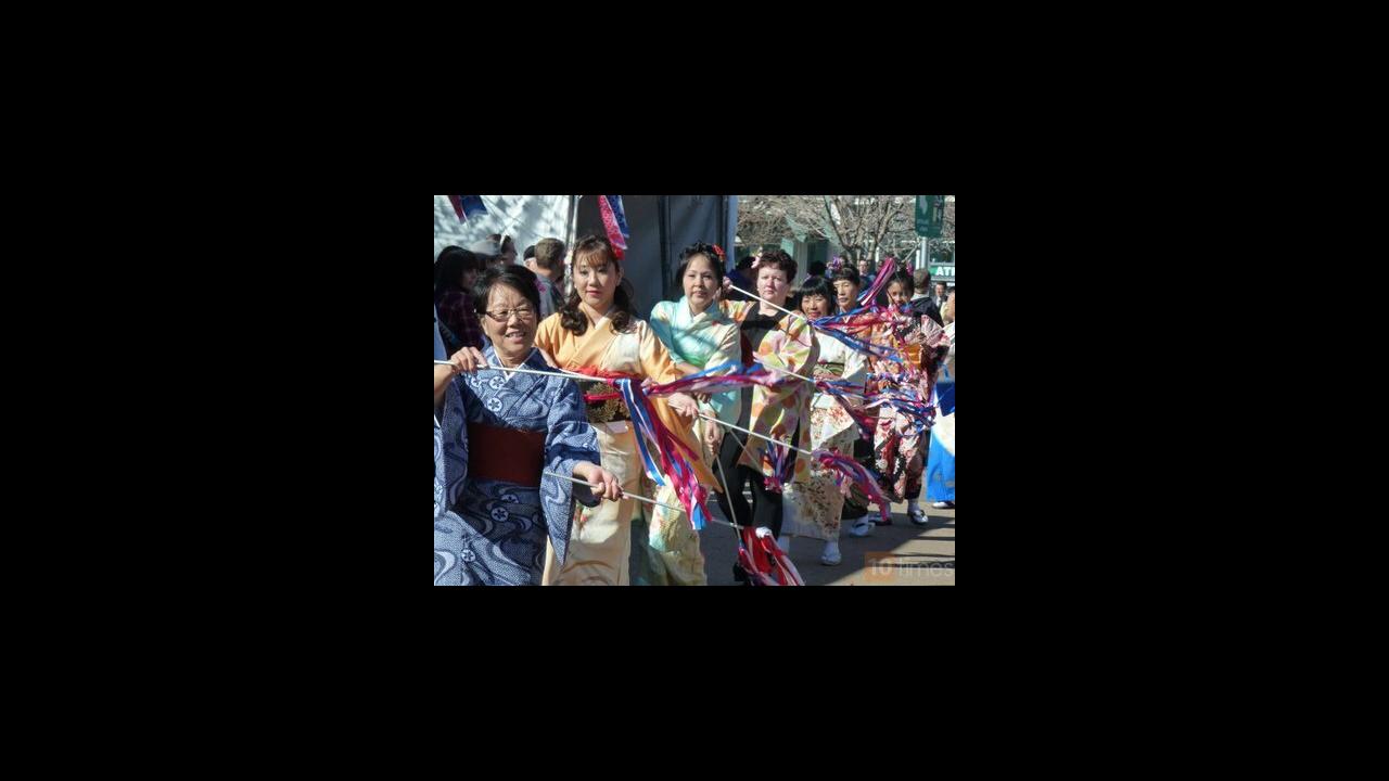 Una maschera giapponese al Matsuri Festival nel centro cittadino di  Phoenix, in Arizona, Stati Uniti d'America Foto stock - Alamy